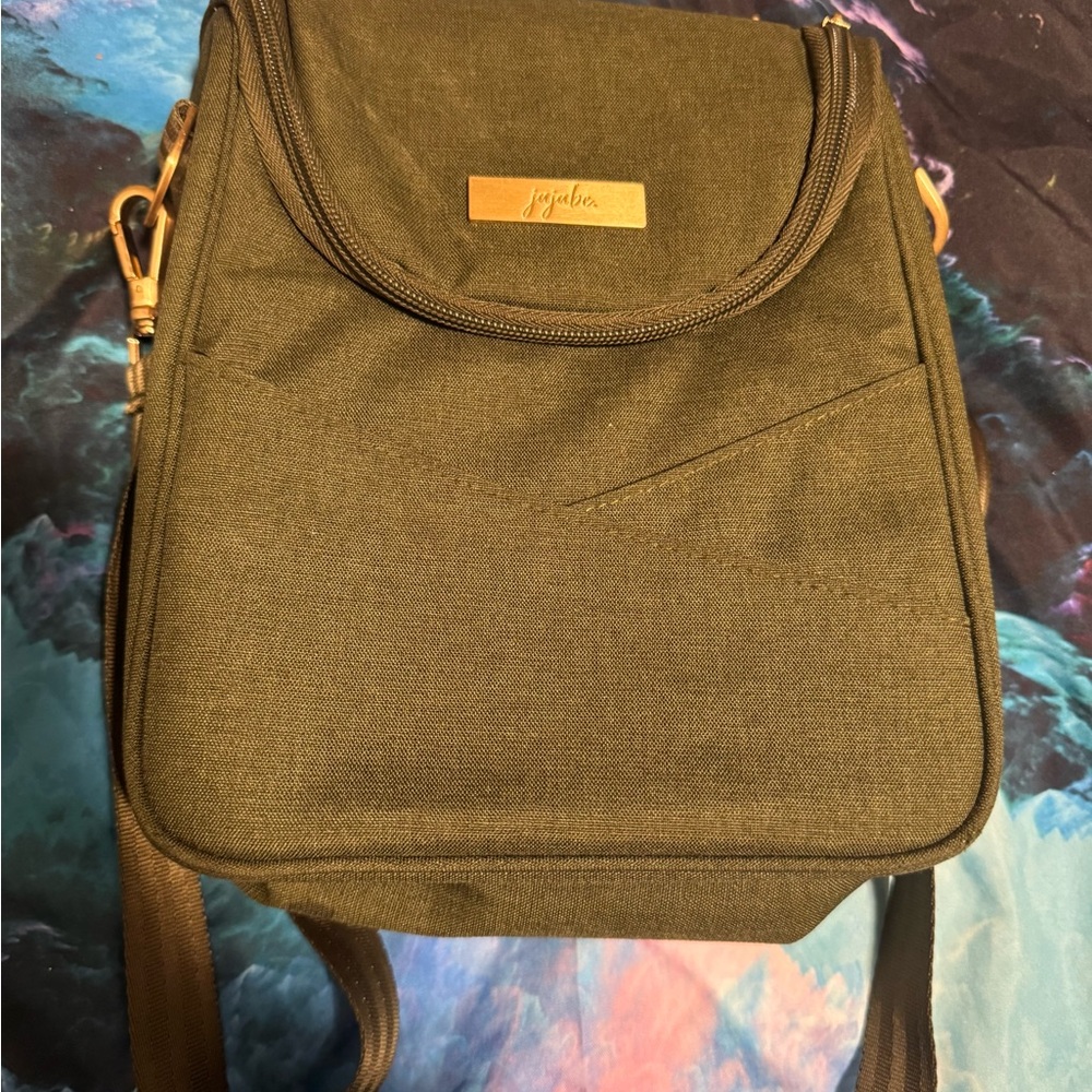 Jujube Olive chromatics be cool